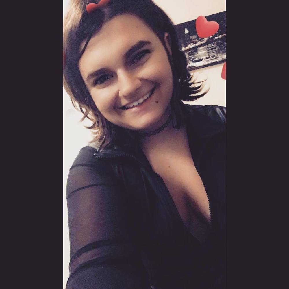 Meet your Posher, Paulina